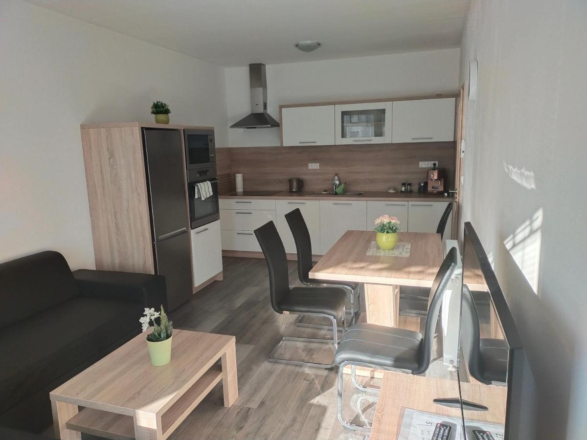 Apartman Karolina Podebrady Exterior photo